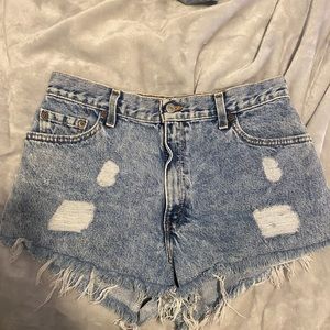 550 Levi shorts